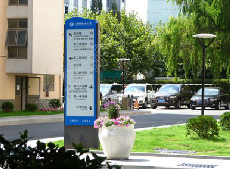 马鞍山哪些因素影响宣传栏的制作？